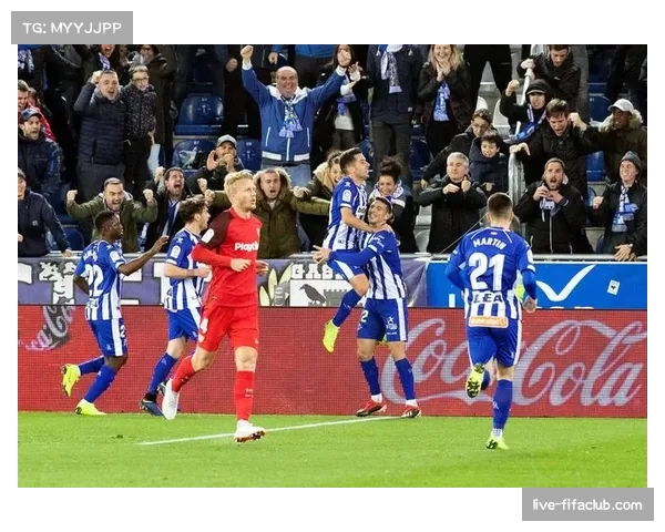 塞维利亚赛季表现起伏不定 中游位置难以突破